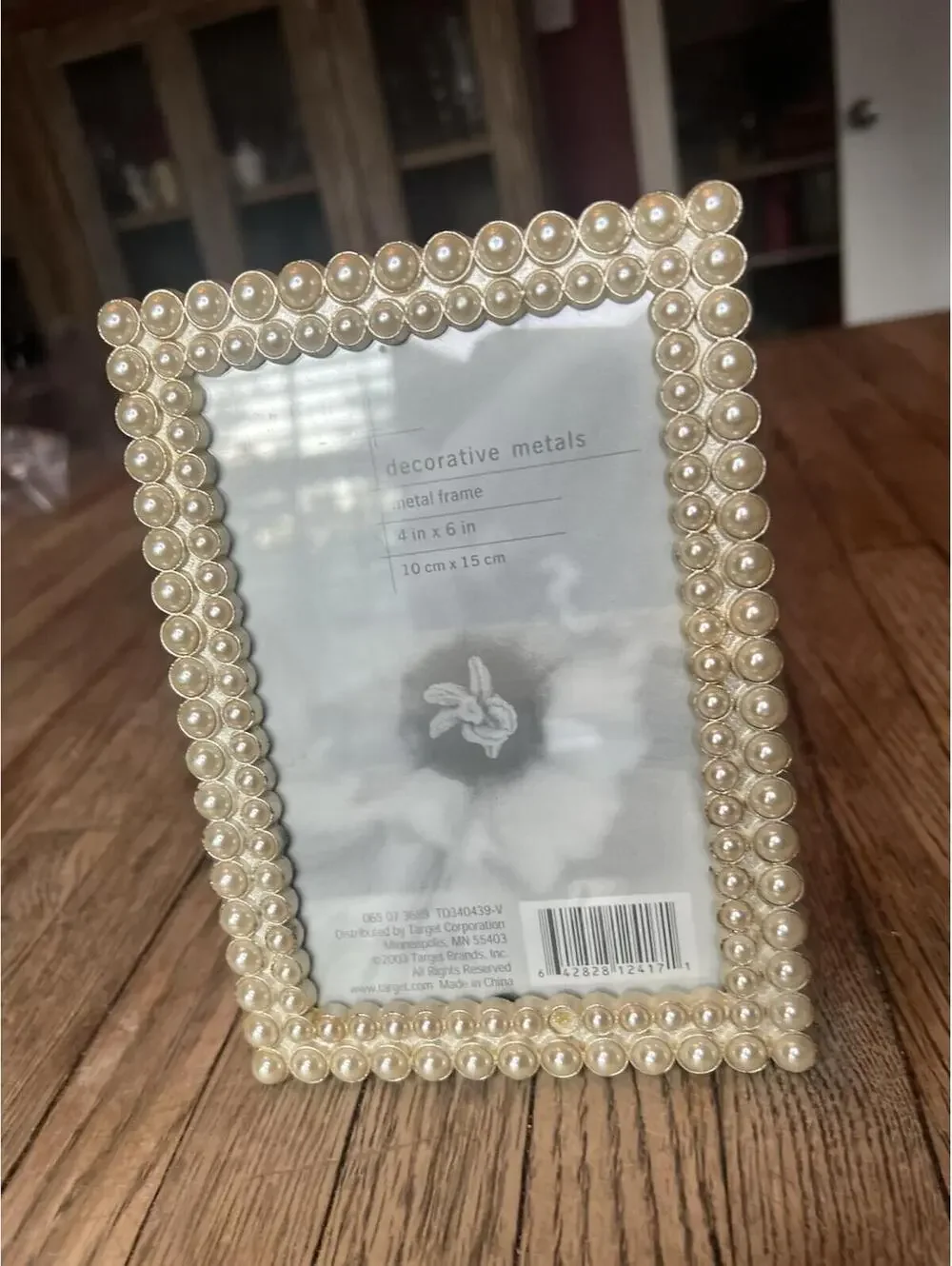 Furio Vintage 2003 Faux Pearl Beaded Metal Photo Frame 4x6 -as is see photo